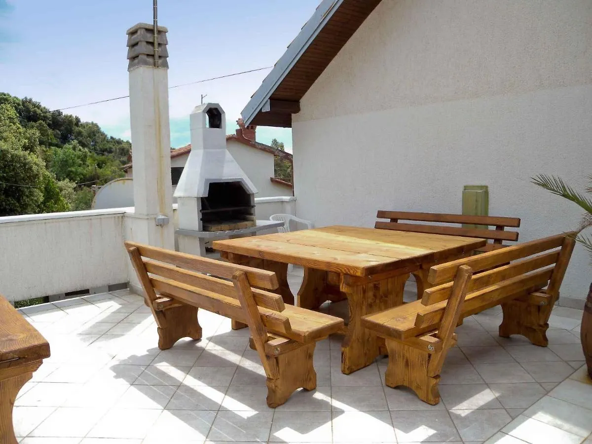 Apartment Supetarska Draga 5